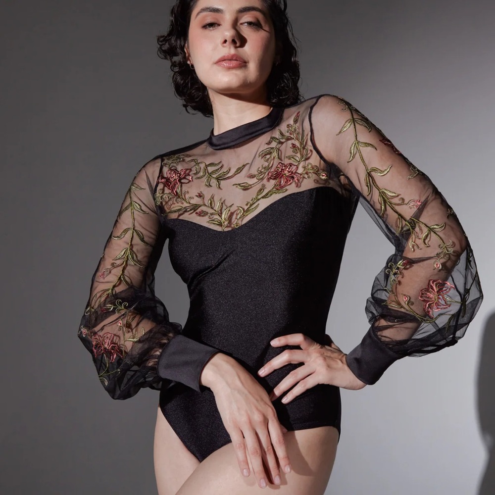 Thistle and Spire Livia Floral Embroidered Bodysuit NWT